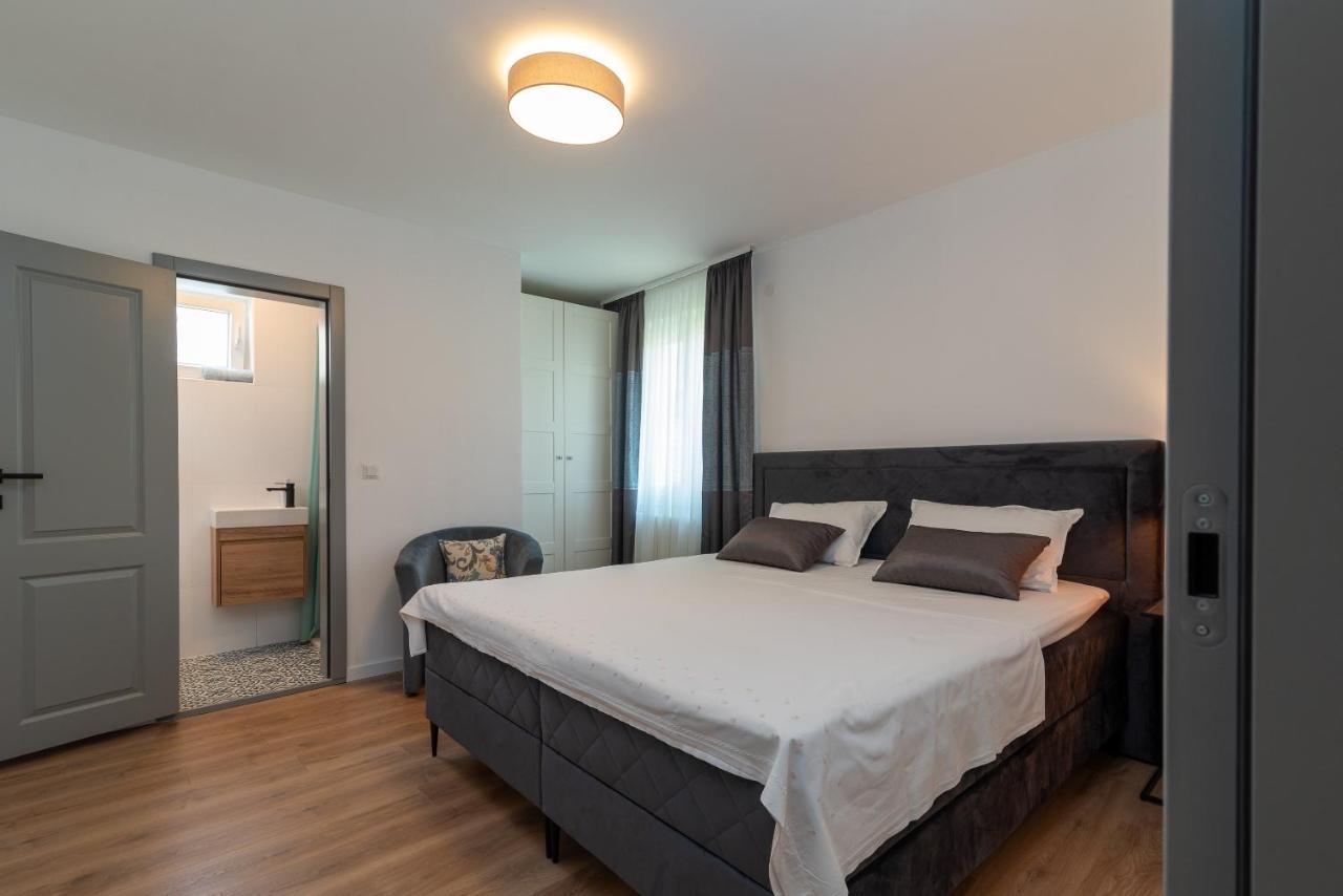Apartment Kambel Каштела Экстерьер фото