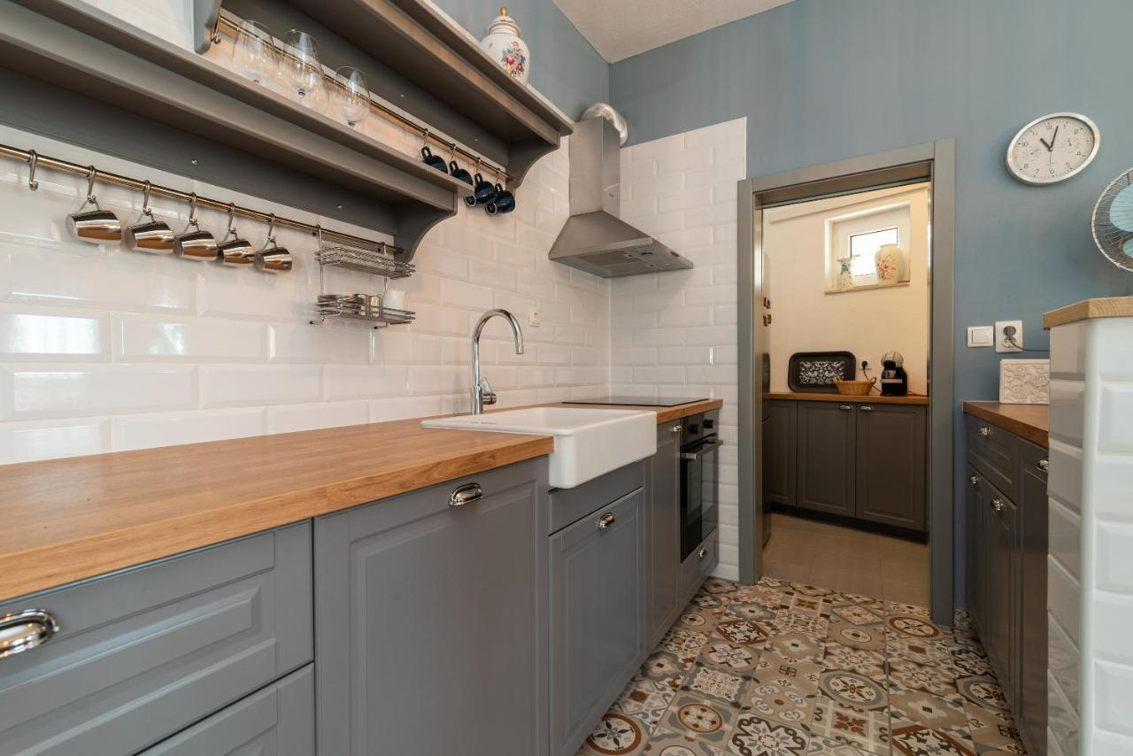 Apartment Kambel Каштела Экстерьер фото